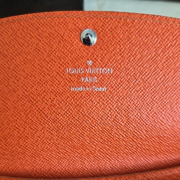 Louis Vuitton Orange Epi Emilie Wallet - Picture 15 of 16